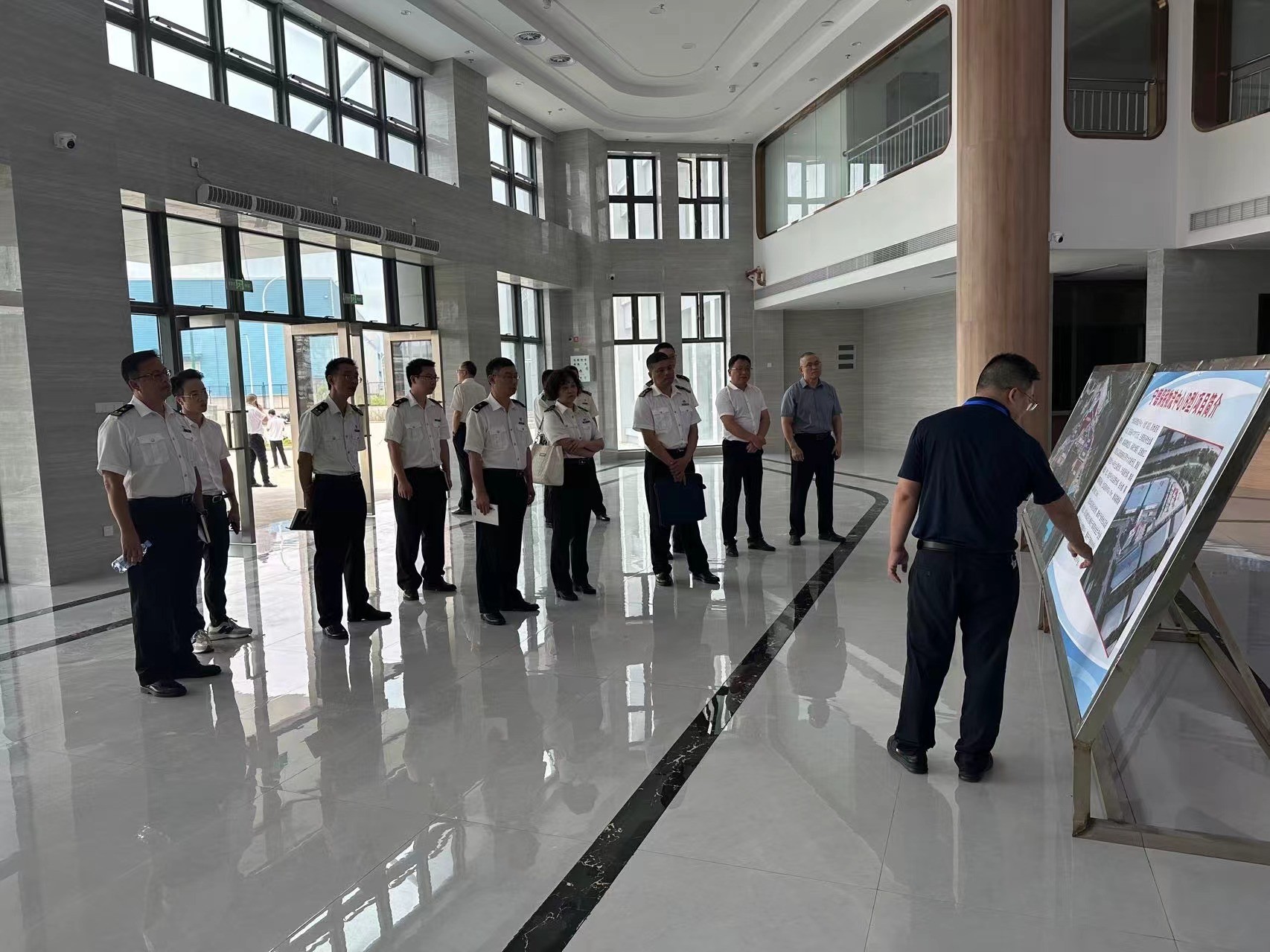 福州海關相關領導深入寧德保稅物流中心（B保）項目調研，蔡慧銘拍攝1.jpg
